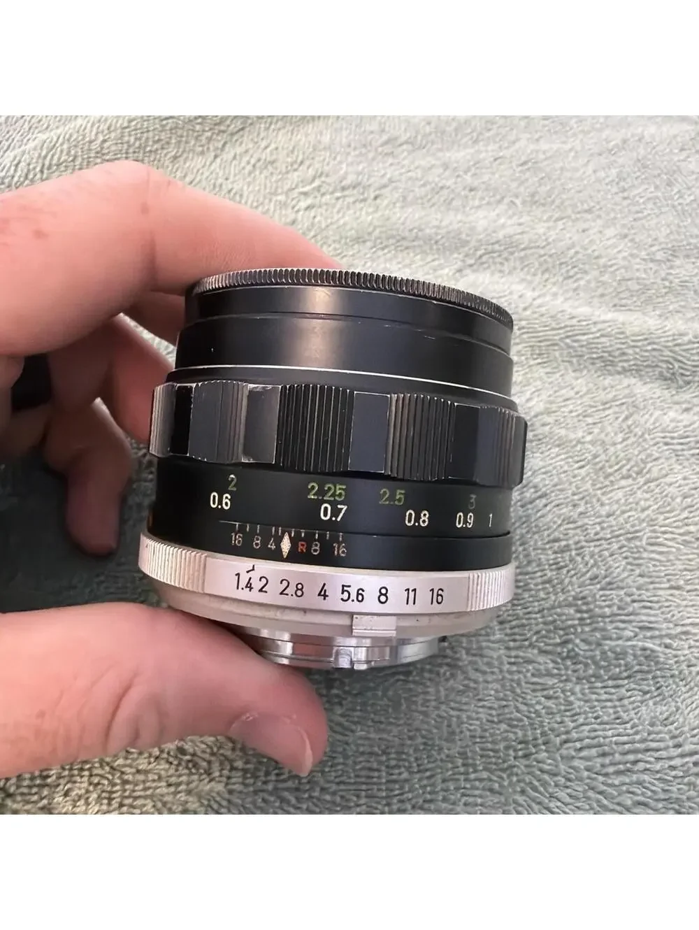 Minolta MC Rokkor-PF 58mm F1.4 Standard MF Lens / Good Working Condition. Caps - Picture 5 of 5